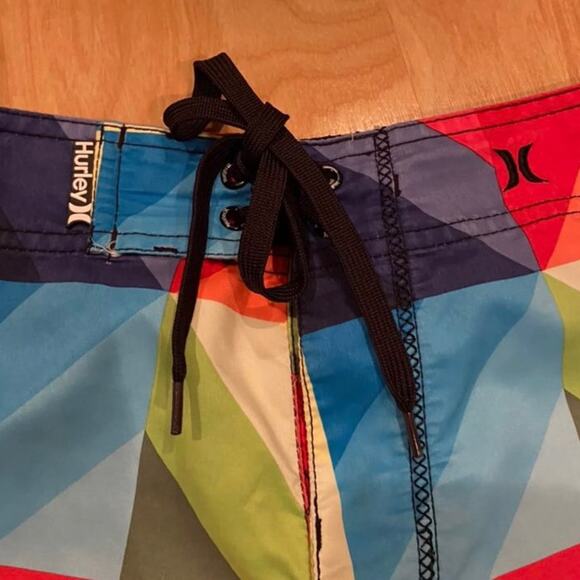 Hurley Men's 32 Board Swim Shorts - Picture 7 of 8